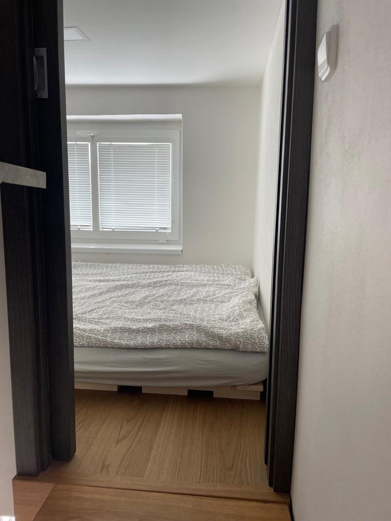 Apartman V Kratke Kamenicky Senov Exterior foto